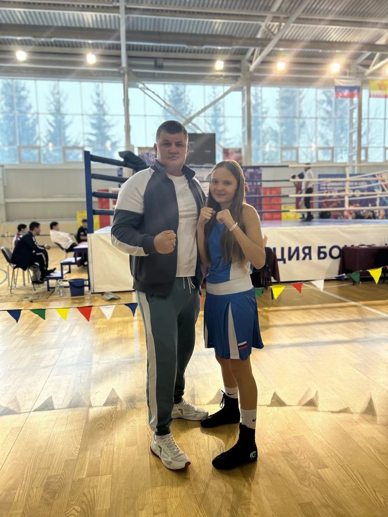 12-летняя девочка из Сергиевского района бросила танцы ради бокса 12-летняя девочка из Сергиевского района бросила танцы ради бокса