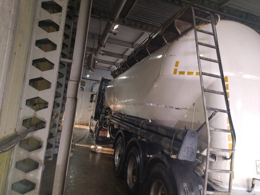 Чистка бетона вручную: рискованные последствия и скрытые затраты