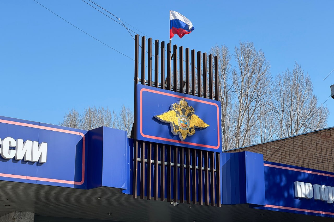 Испугались людей в форме, но скрыться не удалось