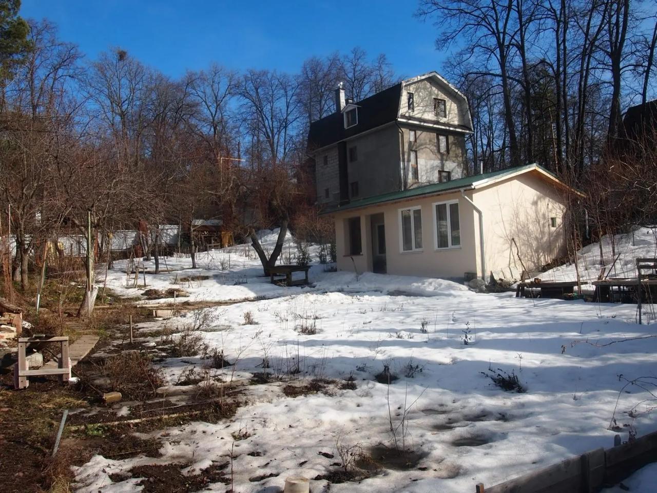 Что необходимо сделать на даче в первые недели весны?