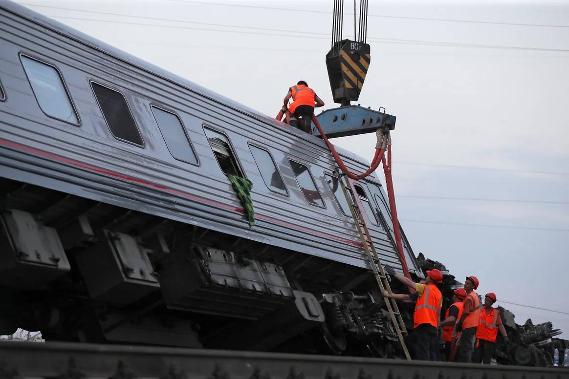 В Ульяновскую область направлены вагоны для перевозки пассажиров сошедшего с рельсов поезда