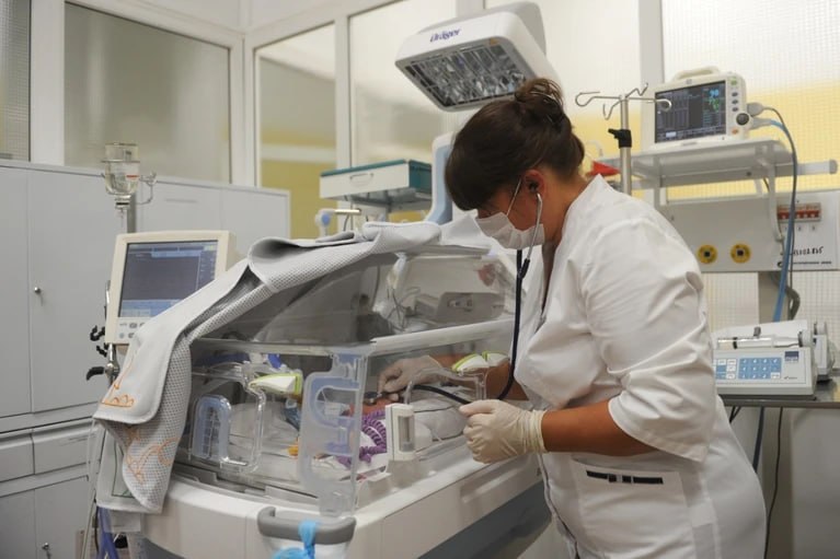 Малышку весом всего 680 граммов выходили в Самаре