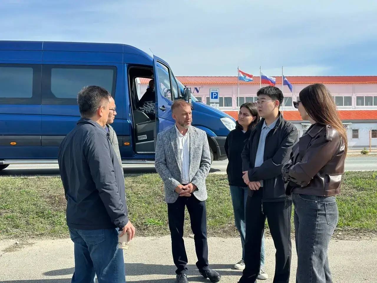 Китайские инвесторы оценили потенциал Самарской области для локализации нового производства Китайские инвесторы оценили потенциал Самарской области для локализации нового производства