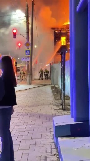 Сообщение о пожаре в Самаре поступило в МЧС в 21:52