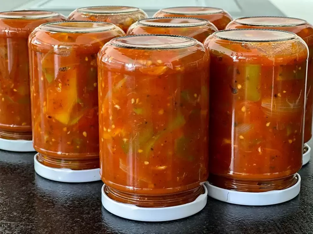 Гармония вкуса: как легко приготовить пряное лечо