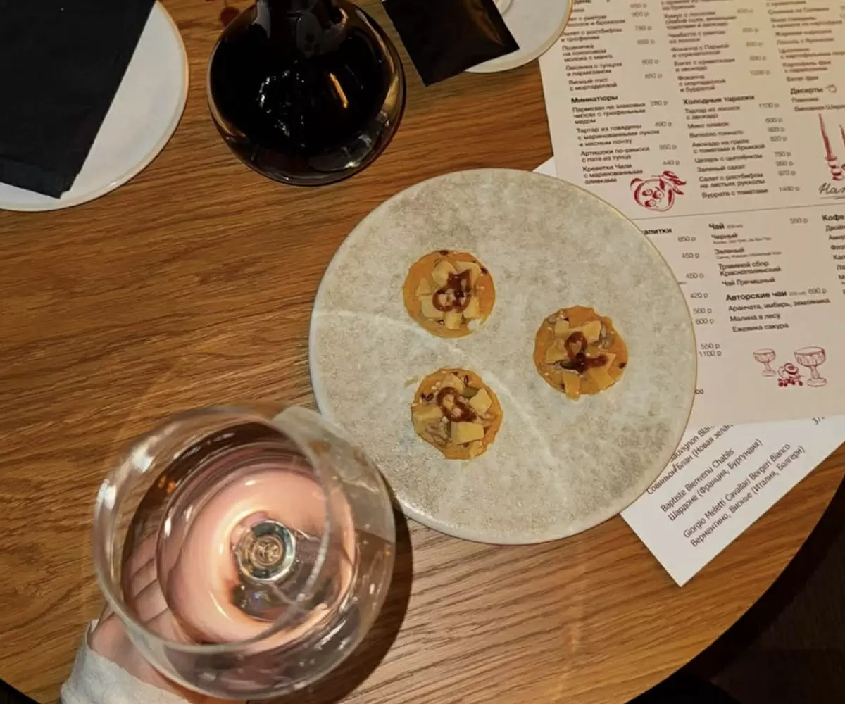 В Москве открылся новый винный гастробар «Виновные»