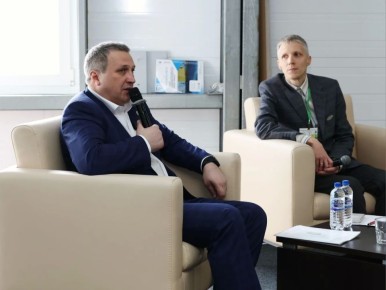 ���� ������: � ������ ������ ������������� ������������������ ��������-�������� ������ ��� �����