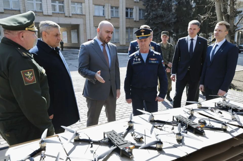 �������� ���������: ������ � ������ ��������� ������� ������������ �������� ����� ���������� ��������� ������ ������ � 400 ��������� ������