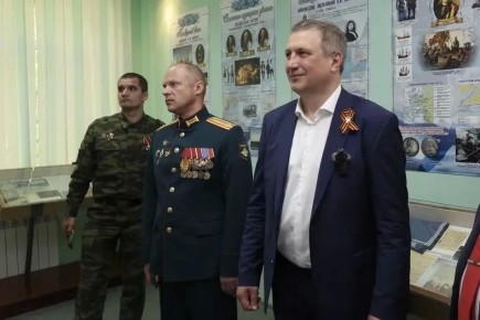 Глава Самары Иван Носков и ветераны СВО встретились с юными хранителями истории в День Победы