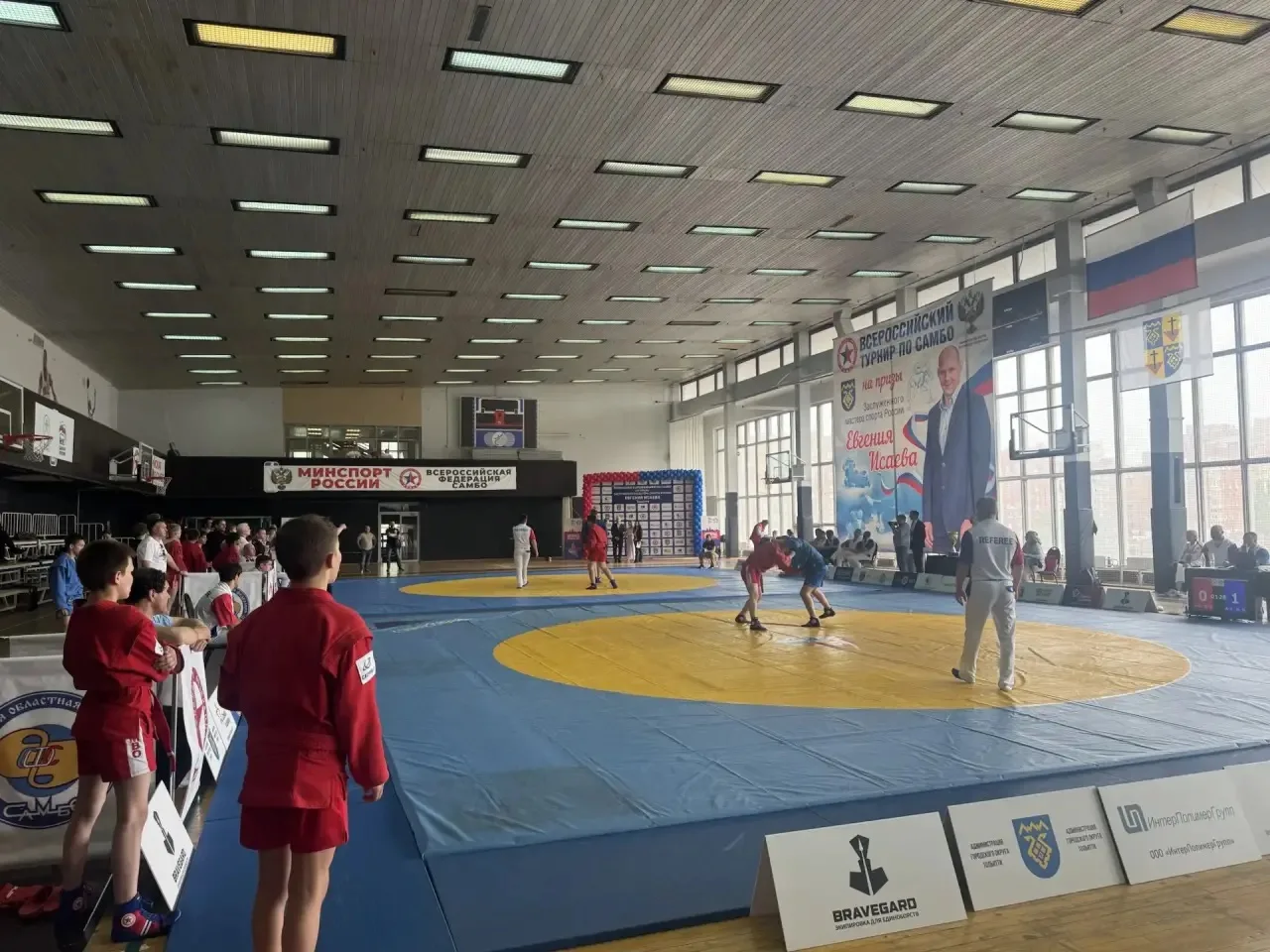 8 команд и около 100 спортсменов из Самарской, Ульяновской, Нижегородской, Оренбургской и других областей! 8 команд и около 100 спортсменов из Самарской, Ульяновской, Нижегородской, Оренбургской и других областей!