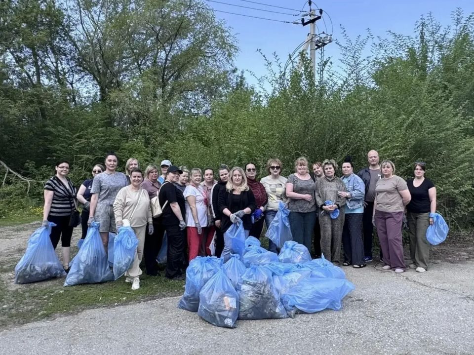 788 м или 197 тонн – столько мусора вывезли по итогам Всероссийского субботника в Сызрани 788 м или 197 тонн – столько мусора вывезли по итогам Всероссийского субботника в Сызрани