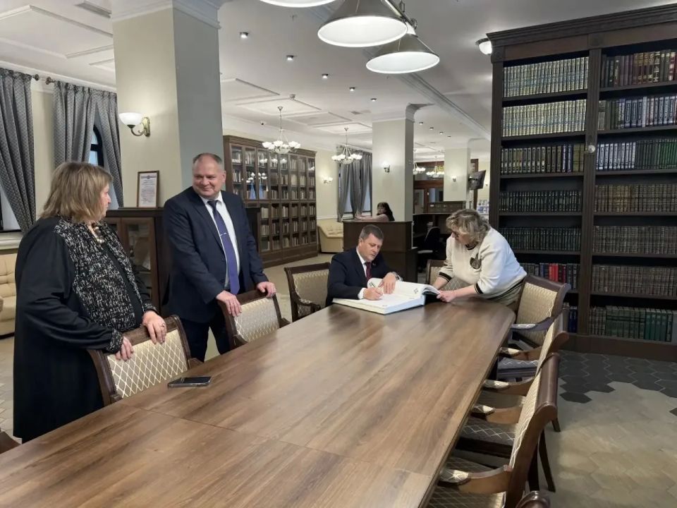 Делегация Республики Беларусь посетила предприятия Самарской области Делегация Республики Беларусь посетила предприятия Самарской области
