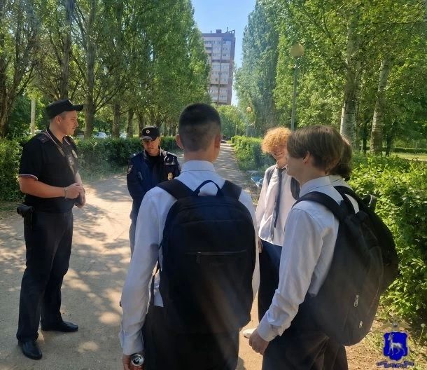 В Самаре полицейские провели масштабное оперативно - профилактическое мероприятие В Самаре полицейские провели масштабное оперативно - профилактическое мероприятие