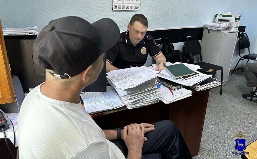 В Самаре полицейские провели масштабное оперативно - профилактическое мероприятие В Самаре полицейские провели масштабное оперативно - профилактическое мероприятие