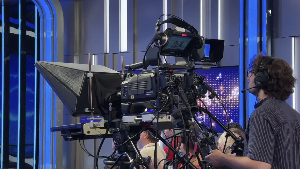 Исключительная атмосфера праздника в студии ГТРК Самара! Когда душа поет – это точно про «Супер Песни»