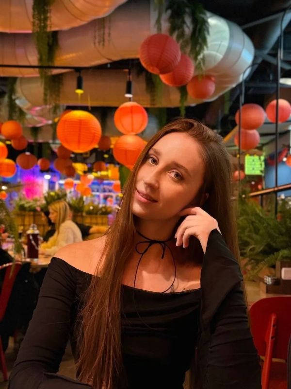 Девять дней без Лизы.... Сегодня девять дней, как не стало Елизаветы Якунинских – 25-летней чудесной девушки, классного ветеринара, дочери нашей коллеги Оксаны Якунинских Девять дней без Лизы.... Сегодня девять дней, как не стало Елизаветы Якунинских – 25-летней чудесной девушки, классного ветеринара, дочери нашей коллеги Оксаны Якунинских