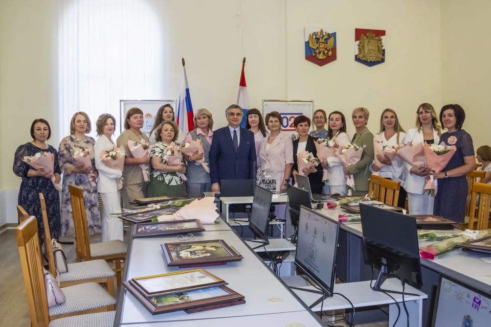 Педагоги Самарской области представят регион в конкурсах «Воспитатель года» и «Лучший учитель родного языка и родной литературы»
