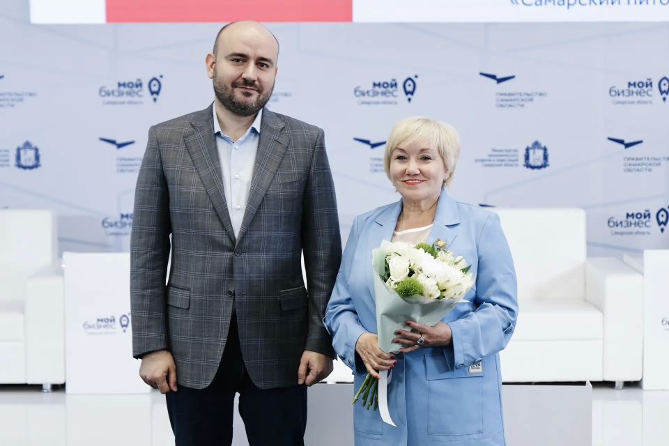 Вячеслав Федорищев: Сегодня в Самаре на площадке Дворца спорта им. В. С. Высоцкого открылся региональный бизнес-форум «Мой бизнес 63. Время героев» Вячеслав Федорищев: Сегодня в Самаре на площадке Дворца спорта им. В. С. Высоцкого открылся региональный бизнес-форум «Мой бизнес 63. Время героев»