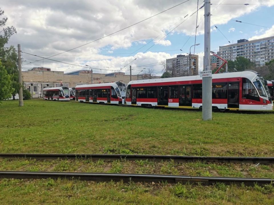В Самаре выпустили на линию новых «Львят» В Самаре выпустили на линию новых «Львят»
