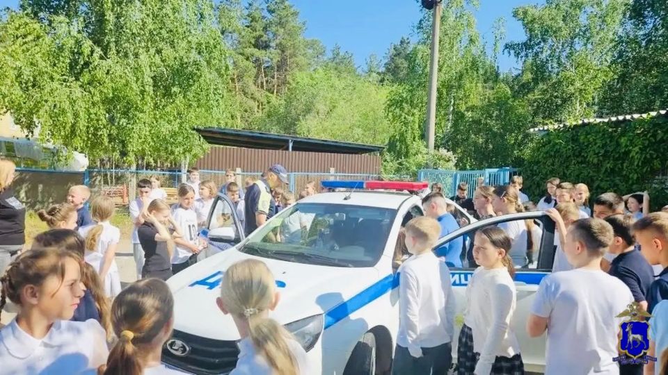 В рамках региональной акции «Внимание – дети! Летние каникулы!» сотрудники Госавтоинспекции и подразделений по делам несовершеннолетних проводят профилактические мероприятия, направленные на предупреждение детского... В рамках региональной акции «Внимание – дети! Летние каникулы!» сотрудники Госавтоинспекции и подразделений по делам несовершеннолетних проводят профилактические мероприятия, направленные на предупреждение детского...