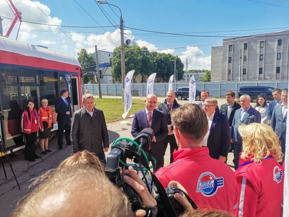 В Самаре выпустили на линию новых «Львят»