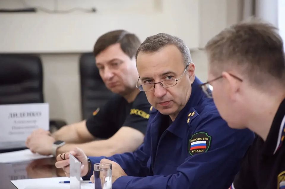 На базе прокуратуры города Самары состоялся личный прием граждан, который провел первый заместитель прокурора Самарской области Игорь Харитонов На базе прокуратуры города Самары состоялся личный прием граждан, который провел первый заместитель прокурора Самарской области Игорь Харитонов