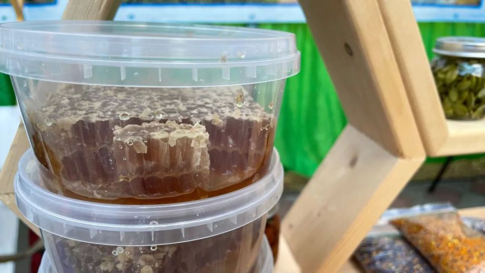 В аэропорту Курумоч задержали 47 партий опасных продуктов