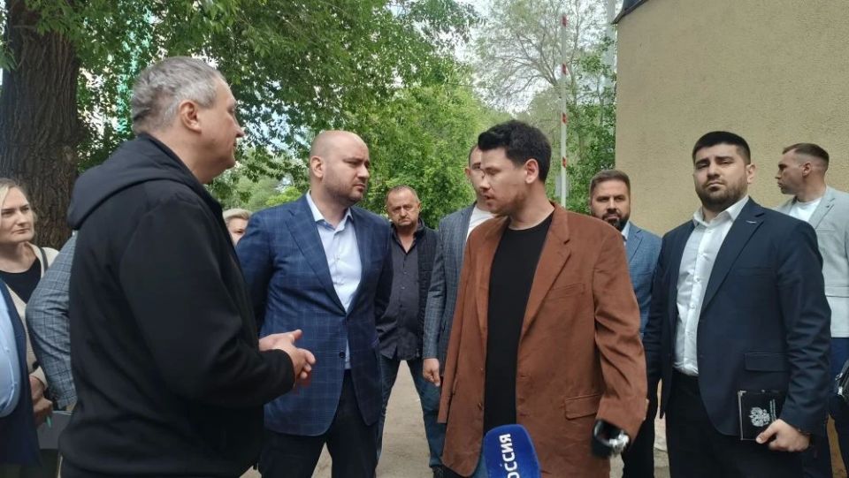 Губернатор Вячеслав Федорищев и мэр Самары Иван Носков посетили «Инклюзивный ресурсный центр» в Самаре Губернатор Вячеслав Федорищев и мэр Самары Иван Носков посетили «Инклюзивный ресурсный центр» в Самаре