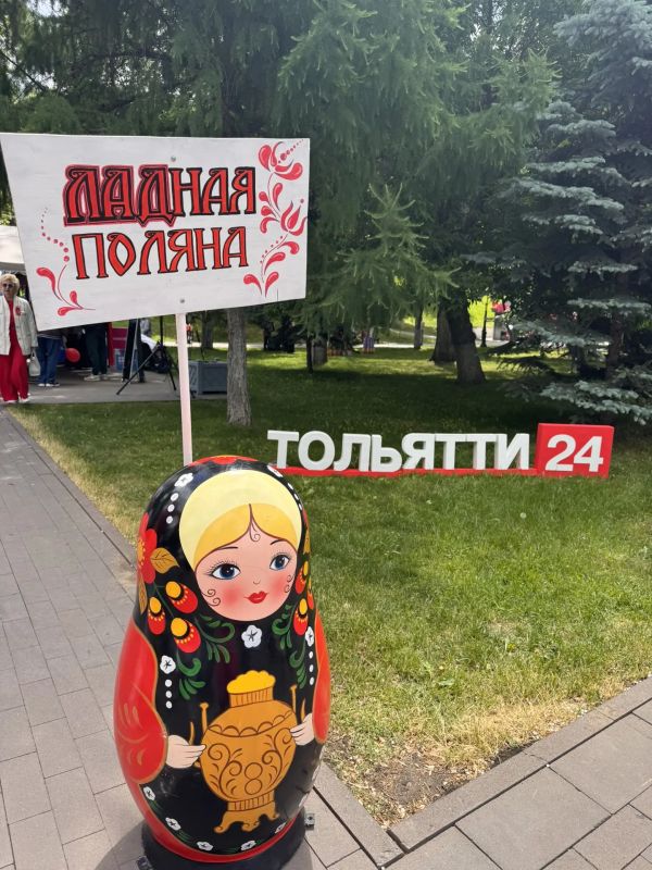 Струковский сад в Самаре на несколько часов превратился в эпицентр медийной жизни! Струковский сад в Самаре на несколько часов превратился в эпицентр медийной жизни!