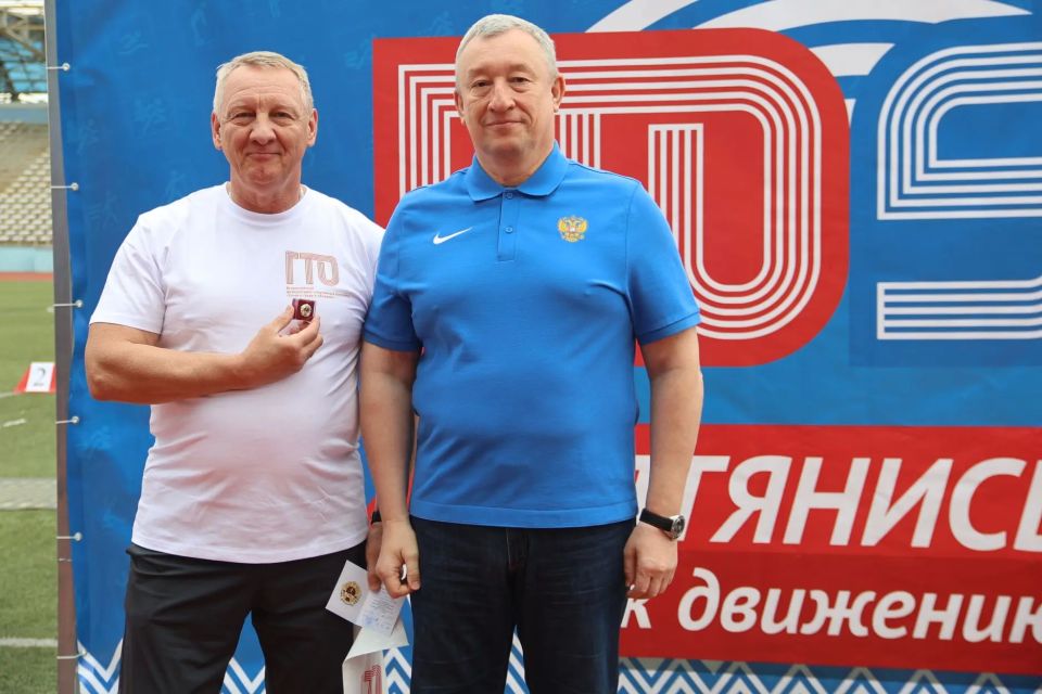 Семья Глушковых из Сергиевского района стала победителем областного фестиваля ГТО Семья Глушковых из Сергиевского района стала победителем областного фестиваля ГТО