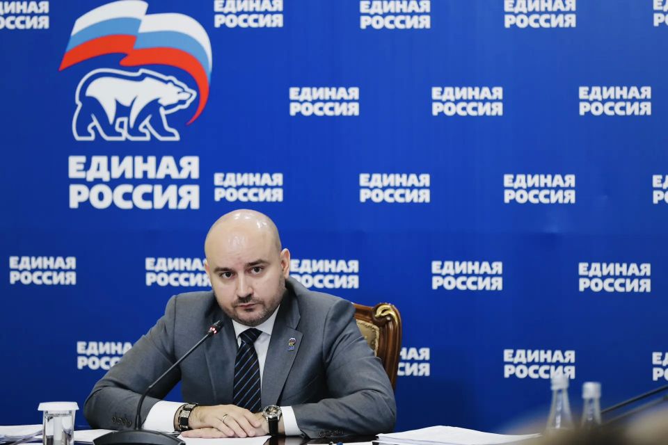 Вячеслав Федорищев: Провел заседание Регионального организационного комитета по проведению предварительного голосования «Единой России» Вячеслав Федорищев: Провел заседание Регионального организационного комитета по проведению предварительного голосования «Единой России»