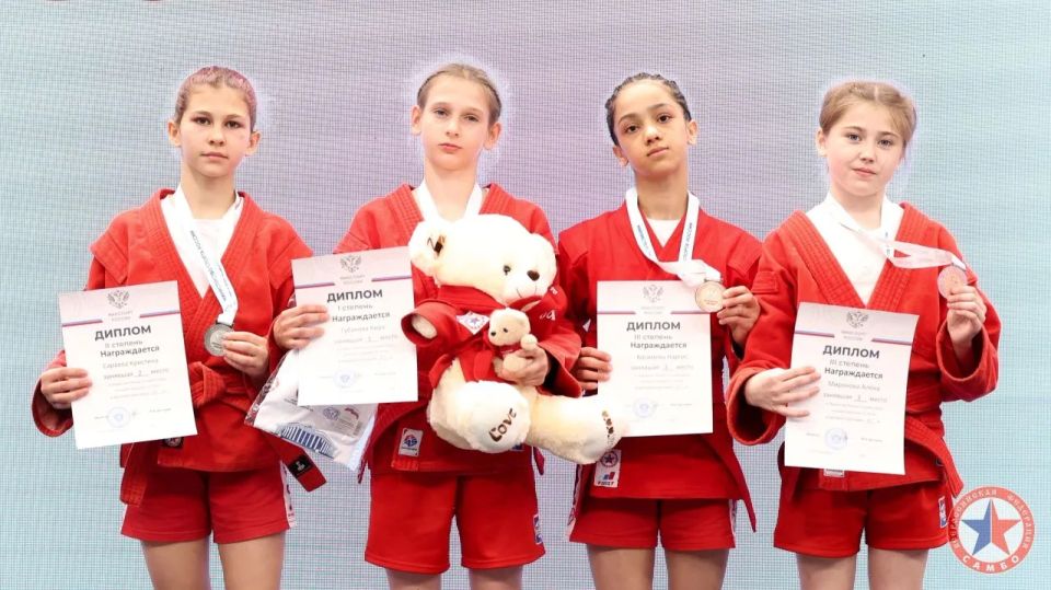 Спортсмены Самарской области стали призерами первенства России по самбо Спортсмены Самарской области стали призерами первенства России по самбо