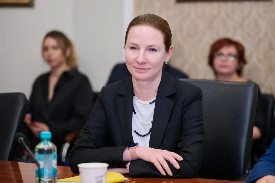 Ольга Любимова: Вручила государственные и ведомственные награды Государственному симфоническому оркестру «Новая Россия» Ольга Любимова: Вручила государственные и ведомственные награды Государственному симфоническому оркестру «Новая Россия»
