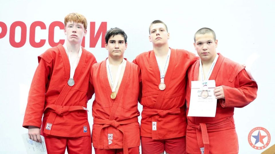 Спортсмены Самарской области стали призерами первенства России по самбо Спортсмены Самарской области стали призерами первенства России по самбо