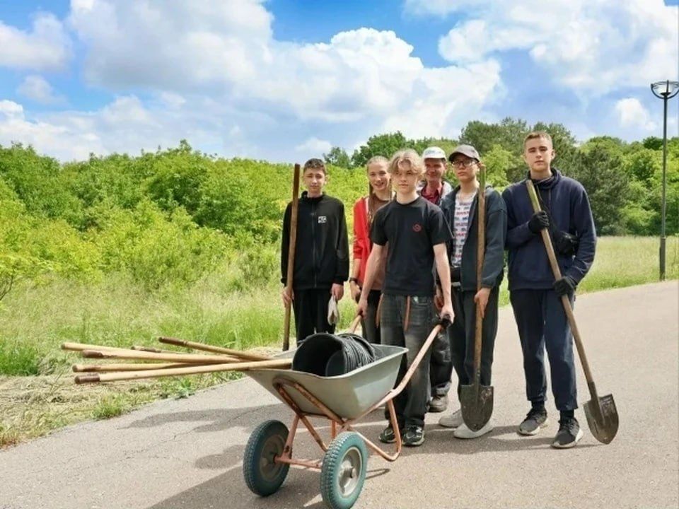 950 школьников вышли на работу в Самаре