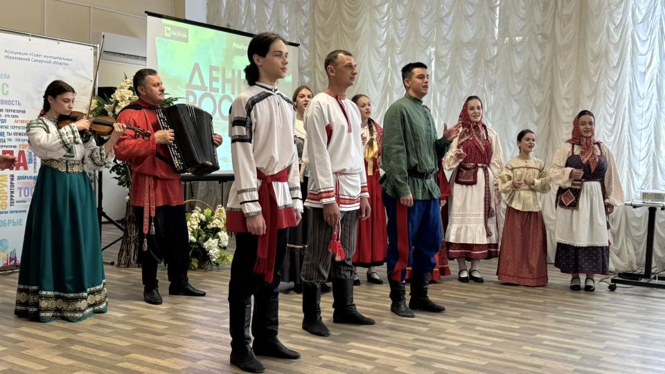 Более 80 активных жителей и депутатов награждены благодарственными письмами за вклад в благоустройство дворов и создание уютных пространств для отдыха горожан по программе «Народный бюджет Самарской области» Более 80 активных жителей и депутатов награждены благодарственными письмами за вклад в благоустройство дворов и создание уютных пространств для отдыха горожан по программе «Народный бюджет Самарской области»