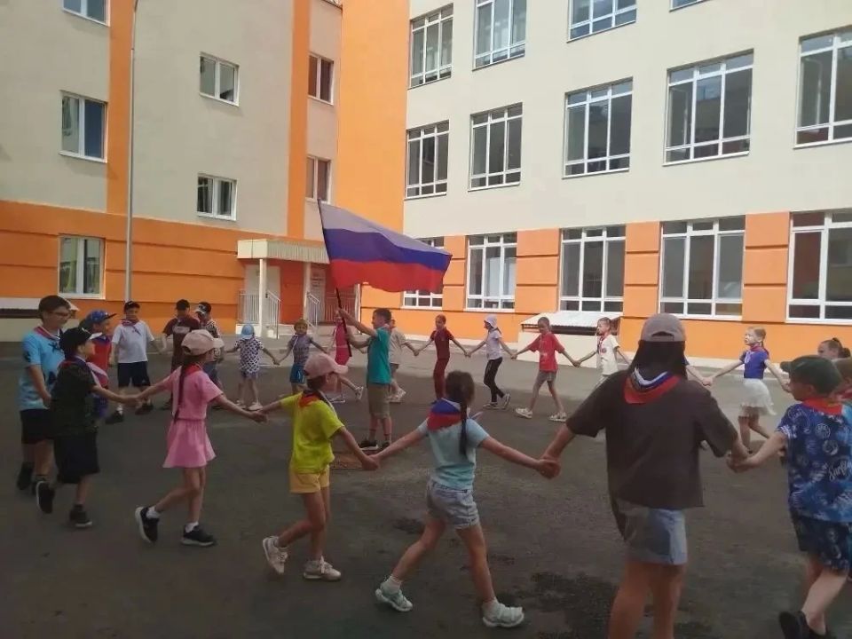 Для ребят Самарской области проходят мероприятия, посвященные Дню России Для ребят Самарской области проходят мероприятия, посвященные Дню России