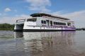 В Самаре спустили на воду новый пассажирский катамаран