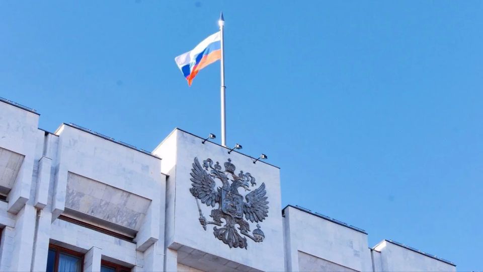 Вячеслав Федорищев поздравил жителей Самарской области с Днем России