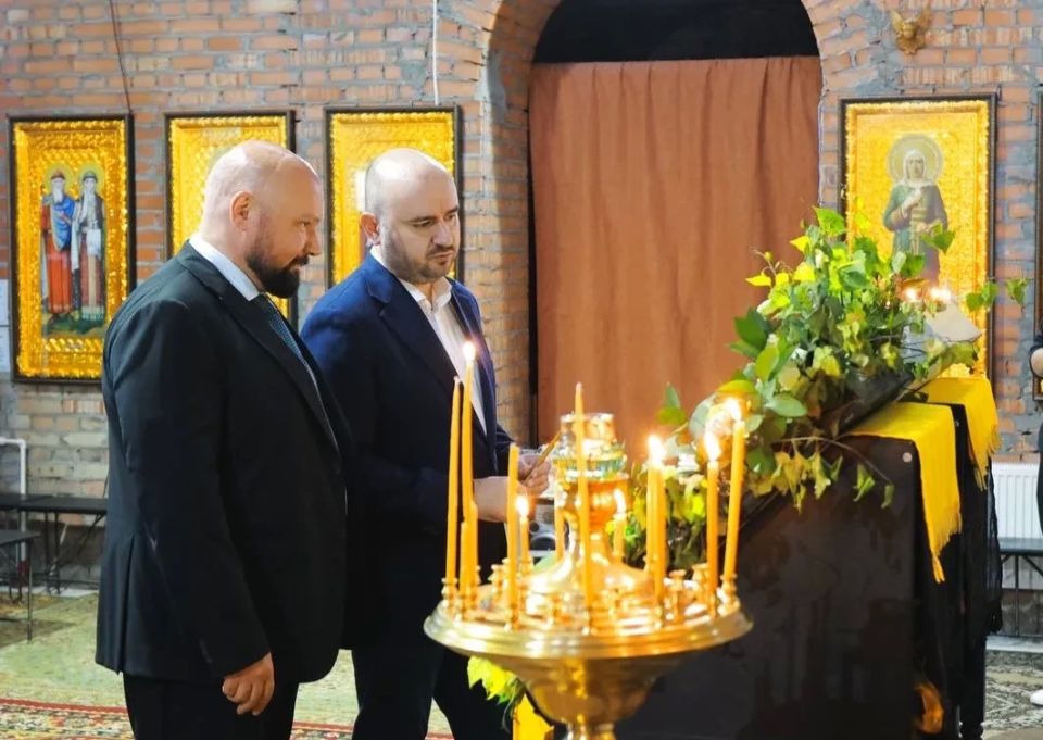 Вячеслав Федорищев принял участие в церемонии освящения и установки купола на храм священномученика Киприана и мученицы Иустины
