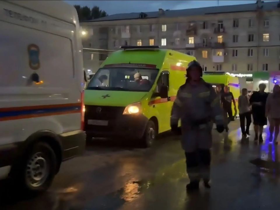 На место ЧП выехал глава Самары Иван Носков: На место ЧП выехал глава Самары Иван Носков: