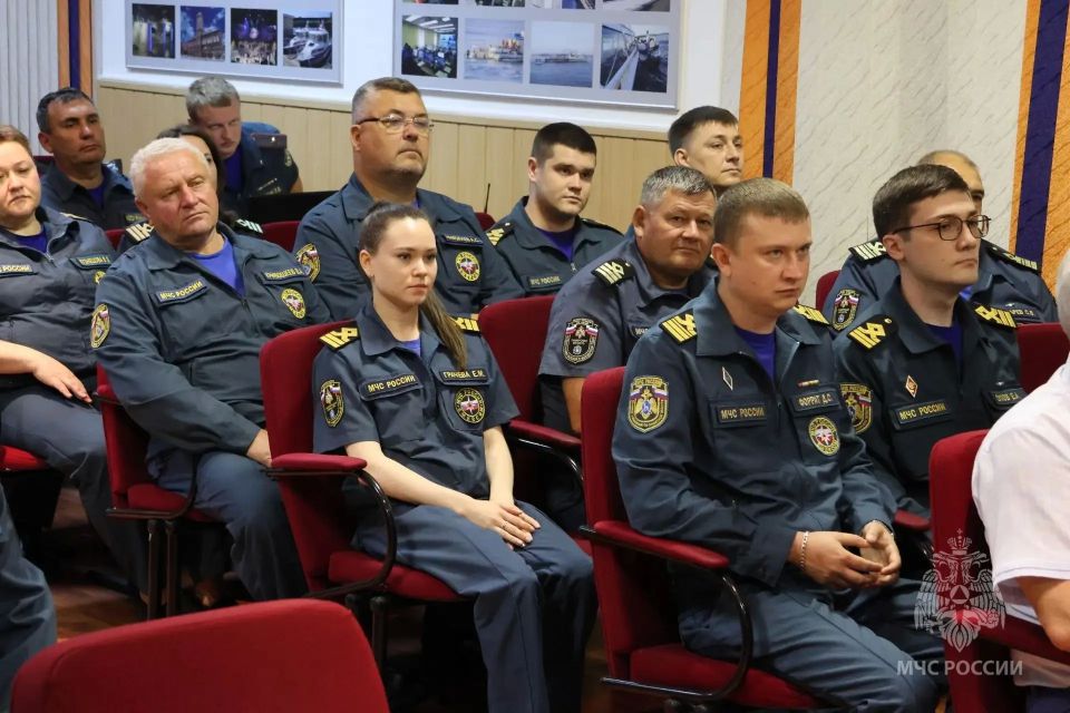 42 года на страже безопасности на воде: ГИМС МЧС России отмечает годовщину 42 года на страже безопасности на воде: ГИМС МЧС России отмечает годовщину