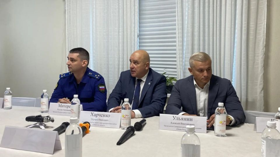 В поселке «Моя Ильинка» разгорелся конфликт между жителями, застройщиками и администрацией района В поселке «Моя Ильинка» разгорелся конфликт между жителями, застройщиками и администрацией района