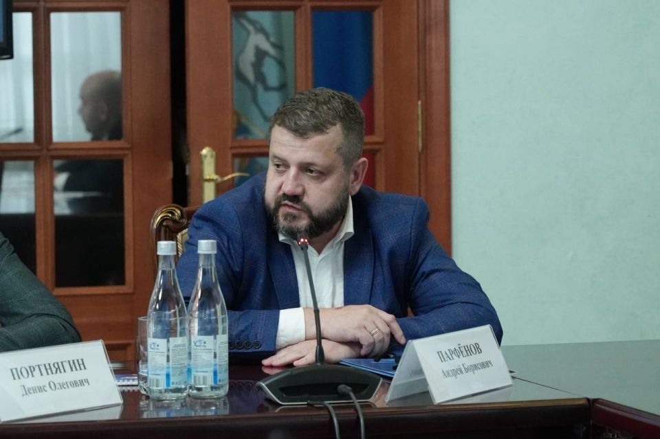Вячеслав Федорищев: Сегодня на заседании Президиума Регионального политического совета партии «Единая Россия» приняли несколько важных решений Вячеслав Федорищев: Сегодня на заседании Президиума Регионального политического совета партии «Единая Россия» приняли несколько важных решений