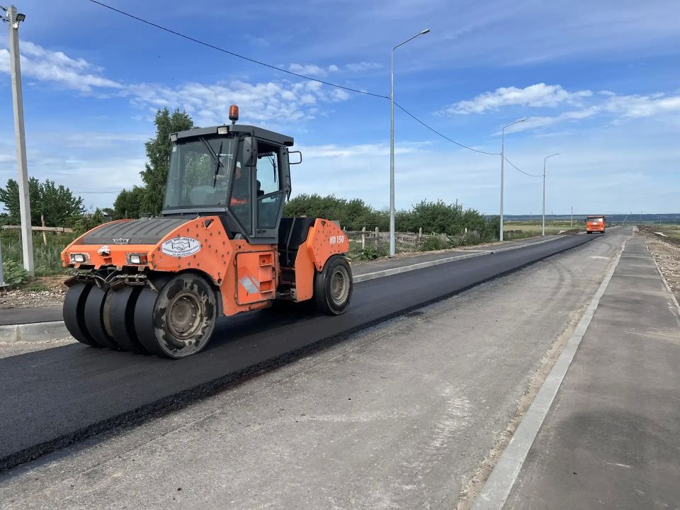 В Красноярском районе проводят капитальный ремонт участка дороги от поселка Коммунарский до Яблоневого В Красноярском районе проводят капитальный ремонт участка дороги от поселка Коммунарский до Яблоневого