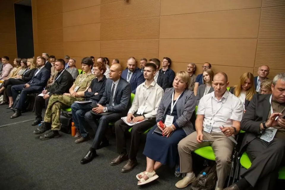 В Тольятти начал работу Кадровый форум БАС В Тольятти начал работу Кадровый форум БАС