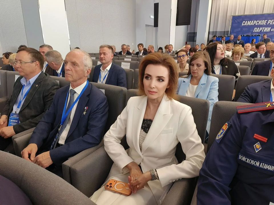 В Самаре на первом этапе Конференции Самарского регионального отделения партии «Единая Россия» определен состав делегации, которая представит регион на XXIII Съезде партии в Москве В Самаре на первом этапе Конференции Самарского регионального отделения партии «Единая Россия» определен состав делегации, которая представит регион на XXIII Съезде партии в Москве