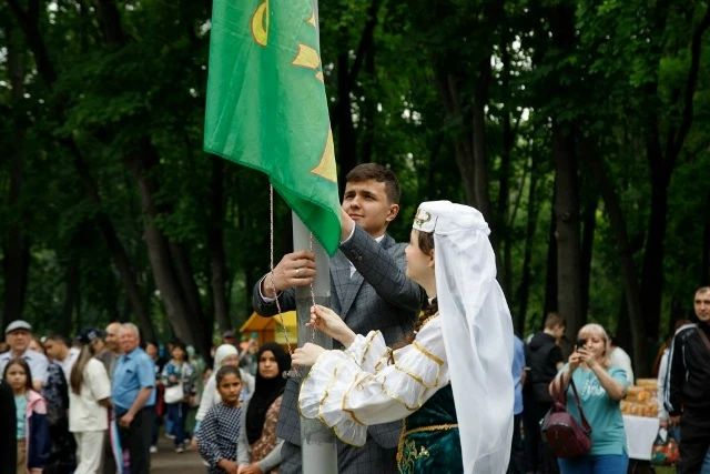 ВСЕМ НА САБАНТУЙ!. 20 июня парк Гагарина превратится в центр татарской культуры
