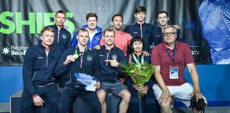 Антон Бородачев стал бронзовым призером чемпионата Европы по фехтованию Антон Бородачев стал бронзовым призером чемпионата Европы по фехтованию