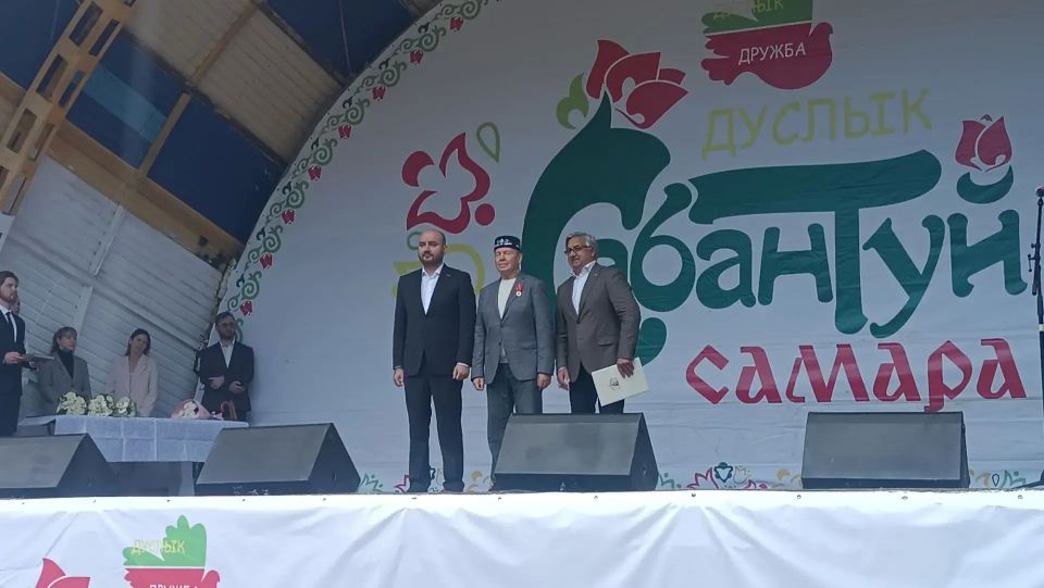 На Сабантуе в Самаре прошла церемония награждения На Сабантуе в Самаре прошла церемония награждения